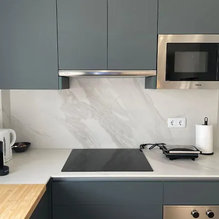 Skyline - Loft With Private Terrace And Breathtaking Views! קדיז