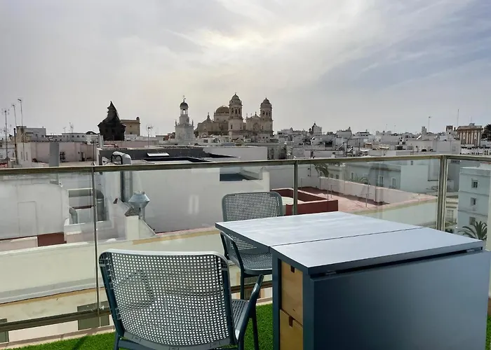 Skyline - Loft With Private Terrace And Breathtaking Views! Διαμέρισμα Καντίζ