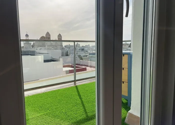 Skyline - Loft With Private Terrace And Breathtaking Views! Διαμέρισμα Καντίζ